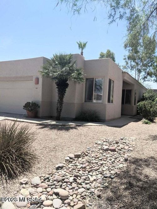 7450 E Calle Iluminacion, Tucson, AZ, 85715-2824 | Card Image