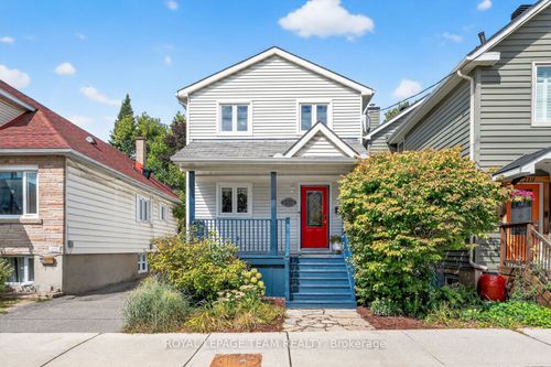 217 Montfort St, Vanier, ON, K1L5P3 | Card Image