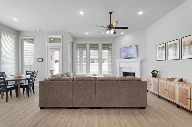 5122 Walnut Grove Ln, House other with 4 bedrooms, 3 bathrooms and 2 parking in Manvel TX | Image 15