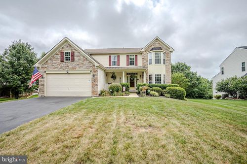 232 Flagstone Cir, COATESVILLE, PA, 19320-1655 | Card Image