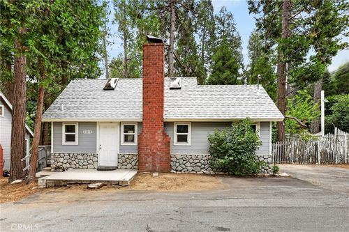 23385 Kay Rd, Crestline, CA, 92325-9287 | Card Image