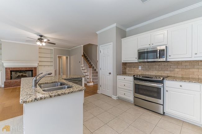 1008 Maple Creek Dr, House other with 5 bedrooms, 3 bathrooms and null parking in Loganville GA | Image 7