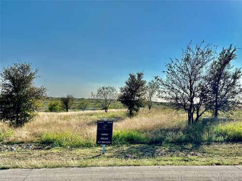 2040 Hidden Bluff Dr, Aledo, TX, 76008-4214 | Card Image