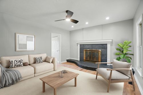 3053 High St, Brice, OH, 43109-5007 | Card Image