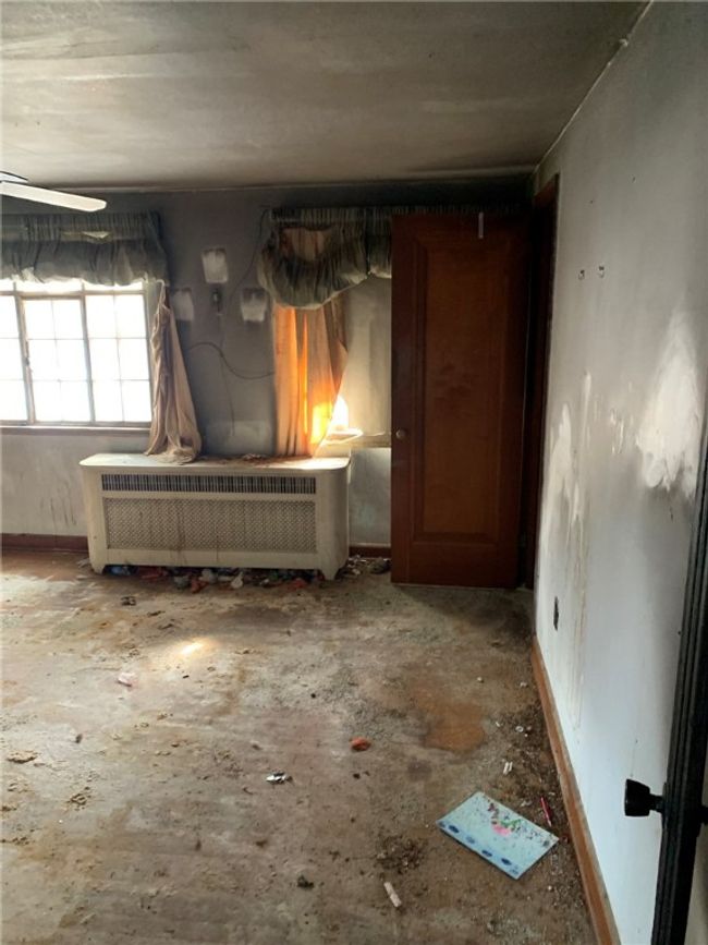 1823 Wright St, House other with 2 bedrooms, 1 bathrooms and 5 parking in Wilkinsburg PA | Image 17
