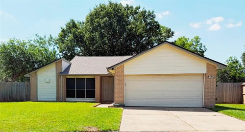 4923 Kentwalk Dr, Houston, TX, 77041-7882 | Card Image