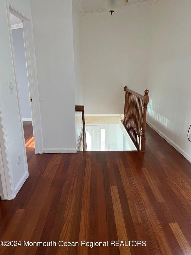 197 Cleveland Avenue, For Sale in Laurence Harbor Zoocasa