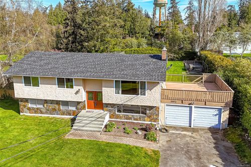3072 Mallard Ave, Central Saanich, BC, V8M1W6 | Card Image