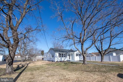 104 Coari Ave, MINOTOLA, NJ, 08341-1113 | Card Image