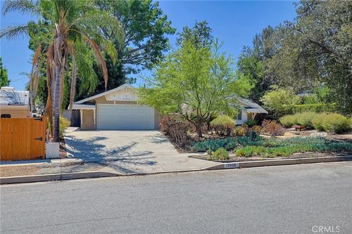 17058 Midwood Dr, Granada Hills, CA, 91344-2339 | Card Image