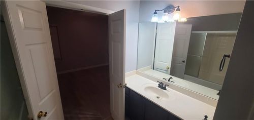 2942 Greyhawk Ln, Cumming, GA, 30040-1221 | Card Image