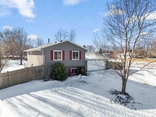 5980 131st St W, Apple Valley, MN, 55124-7562 | Card Image