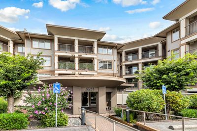 216 - 12248 224 St, Condo with 1 bedrooms, 1 bathrooms and 1 parking in Maple Ridge BC | Image 3