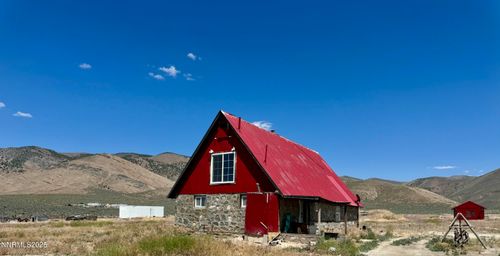13995 Grass Valley Rd, Winnemucca, NV, 89445-5707 | Card Image