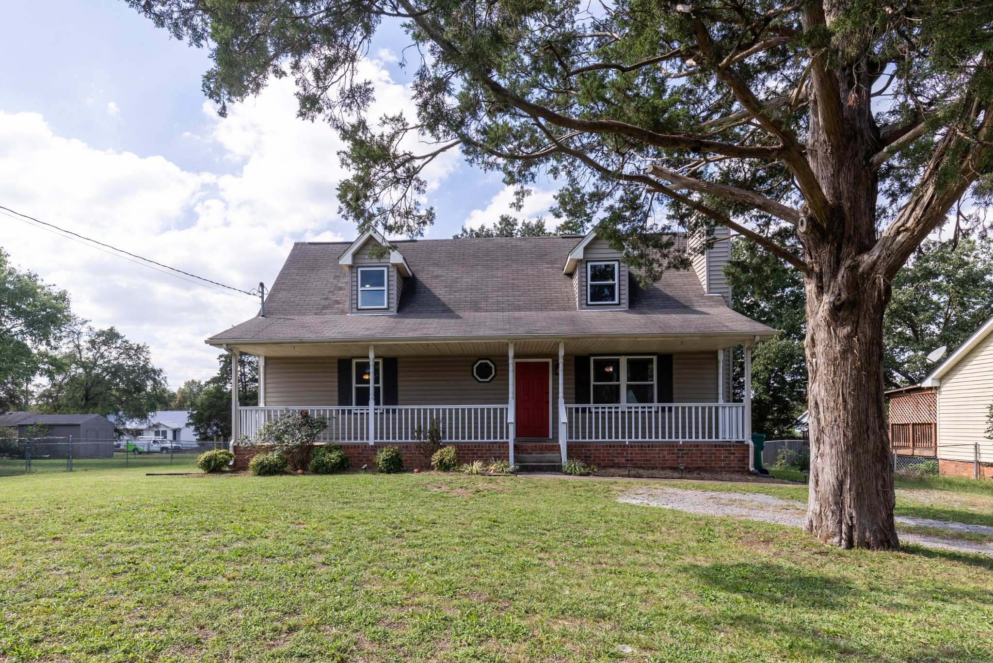 Gale Ln, LA Vergne, TN 37086
