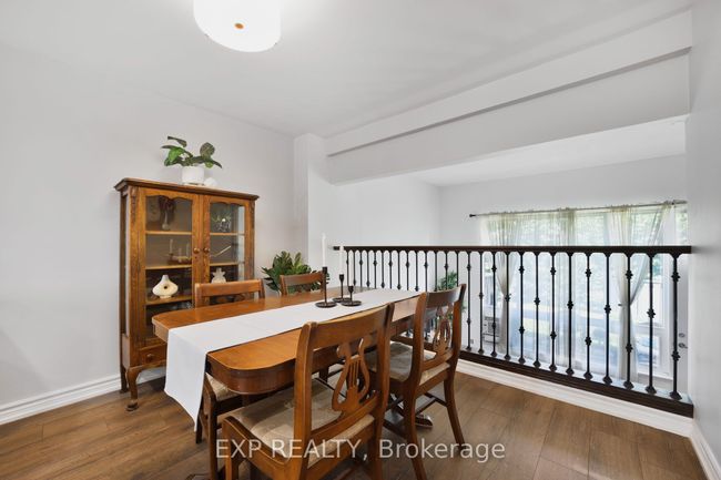 136 Darras Crt, Condo with 5 bedrooms, 2 bathrooms and 1 parking in Brampton ON | Image 11