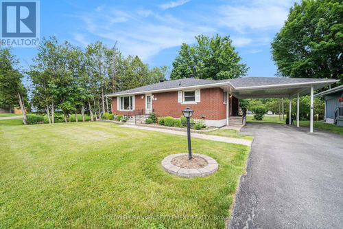 22 Glenview Cres, Perth, ON, K7H2L2 | Card Image