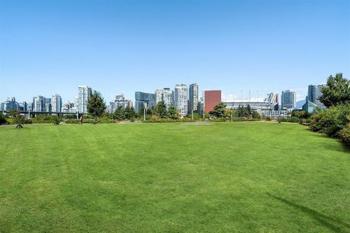 404-1616 Columbia St, Vancouver, BC, V5Y0B7 | Card Image