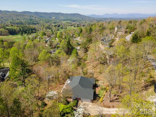 11 High Meadow Dr, Weaverville, NC, 28787-8913 | Card Image