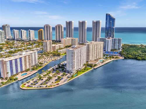 1731-500 Bayview Dr, Sunny Isles Beach, FL, 33160-4779 | Card Image