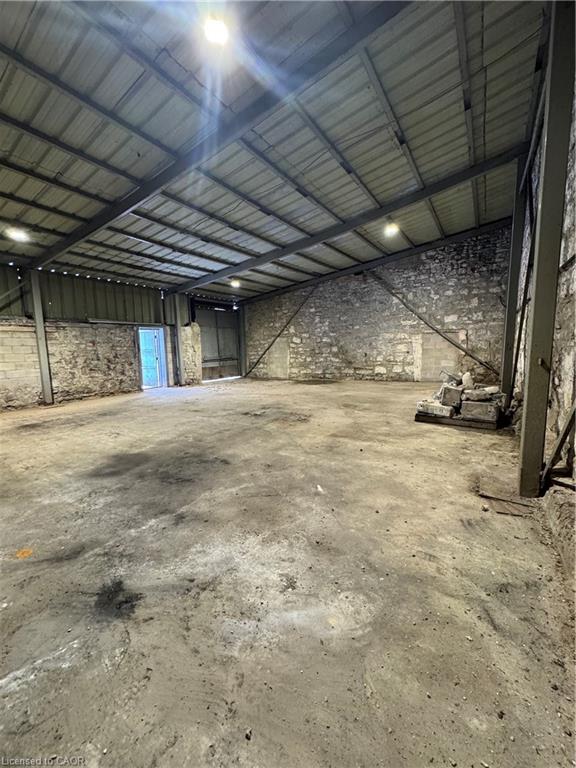 Commercial Lease in Dundas 5