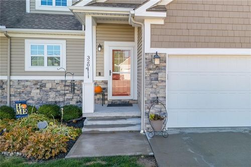 3201 Sheffield Rd, Saint Joseph, MO, 64506-7800 | Card Image