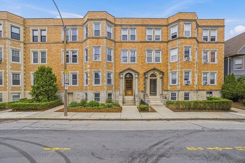 1-134 Pleasant St, Brookline, MA, 02446-7295 | Card Image