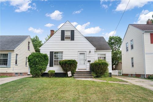 5341 Beechwood Ave, Maple Heights, OH, 44137-2205 | Card Image