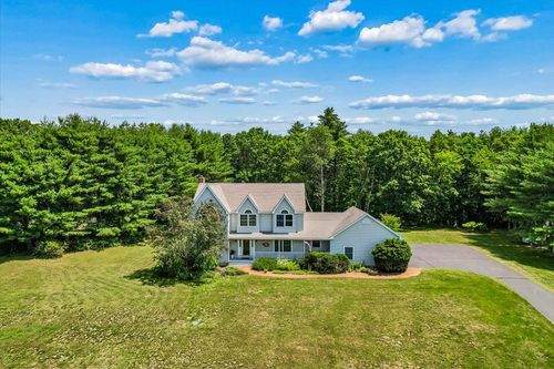 106 Gorham Pond Rd, Goffstown, NH, 03045-3301 | Card Image