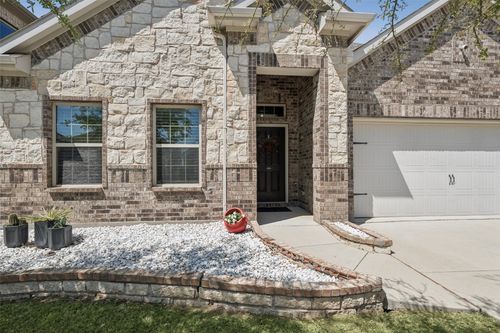 9012 Conroe Dr, Argyle, TX, 76226-6673 | Card Image