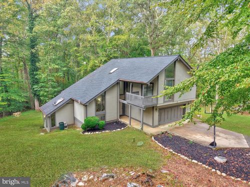 6011 Occoquan Forest Dr, MANASSAS, VA, 20112-3020 | Card Image