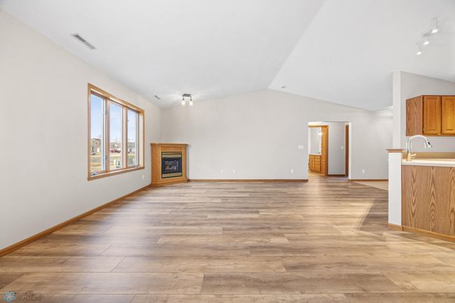 Living Room | Image 8
