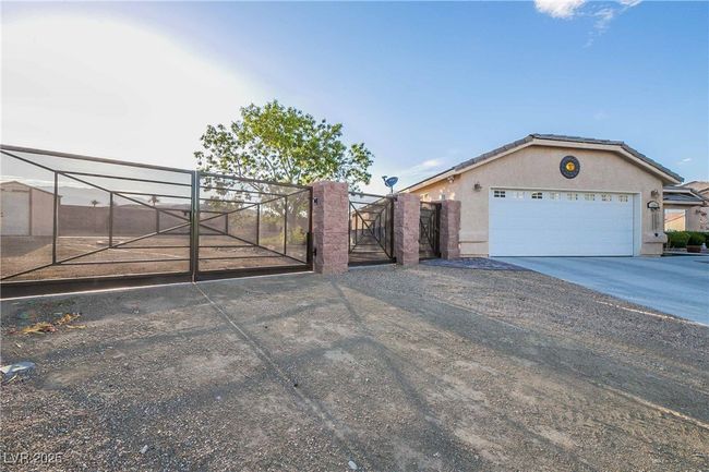 9480 Stange Ave, House other with 4 bedrooms, 3 bathrooms and null parking in Las Vegas NV | Image 6