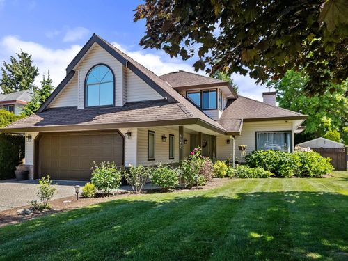 8672 163 Street, Surrey, BC, V4N1C7 | Card Image