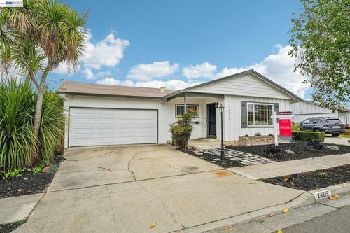 24815 Townsend Ave, Hayward, CA, 94544-1746 | Card Image