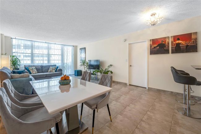 1015 - 3725 S Ocean Dr, Condo with 1 bedrooms, 1 bathrooms and null parking in Hollywood FL | Image 4