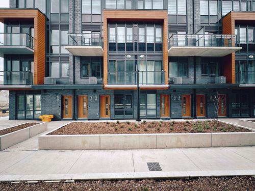 42-73 Curlew Dr, North York, ON, M3A0B1 | Card Image