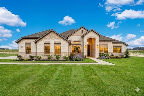 124 Lila Lake Dr, Waxahachie, TX, 75165-7642 | Card Image