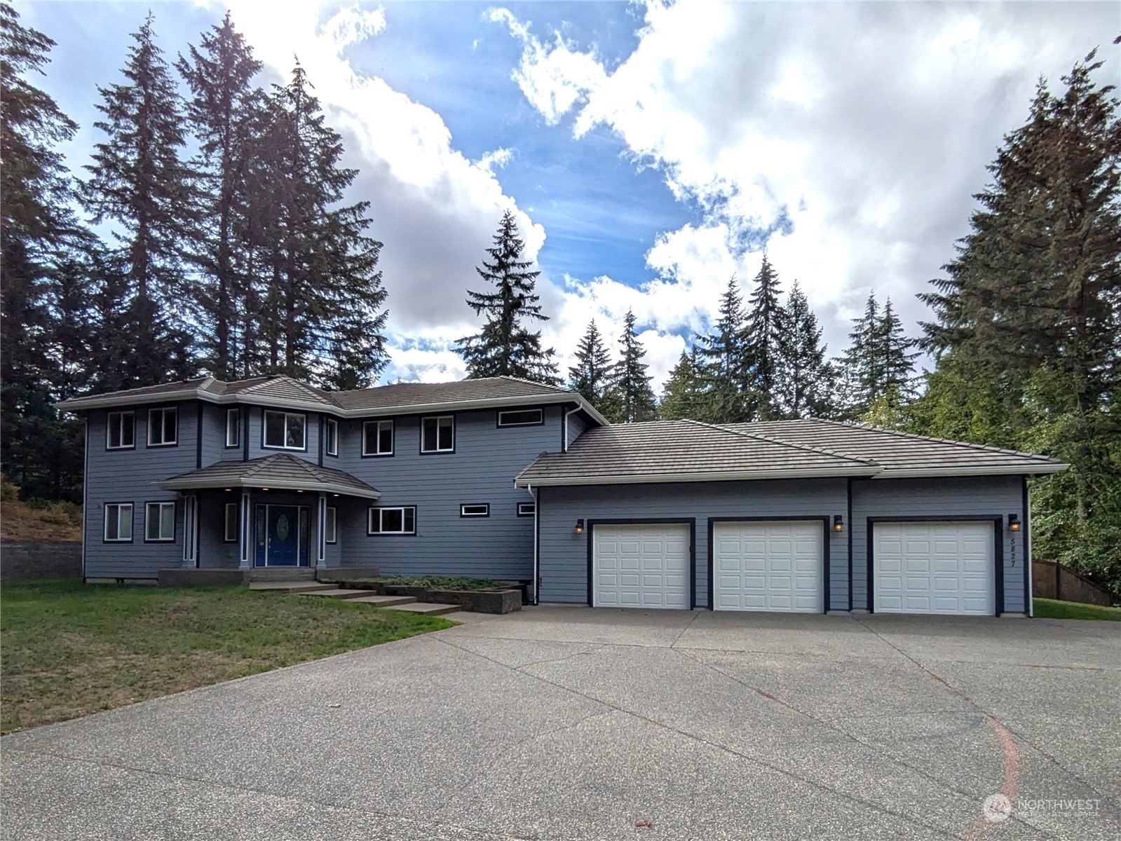 Capitol Creek Ln, Olympia, WA 98512