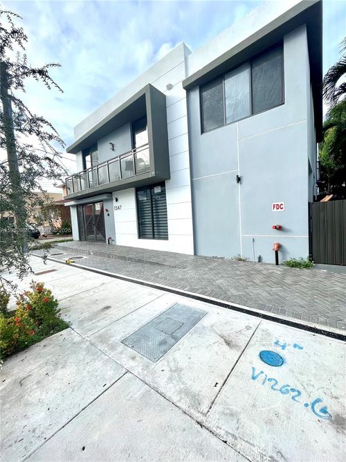 105-1547 Nw 2nd St, Miami, FL, 33125-5508 | Card Image