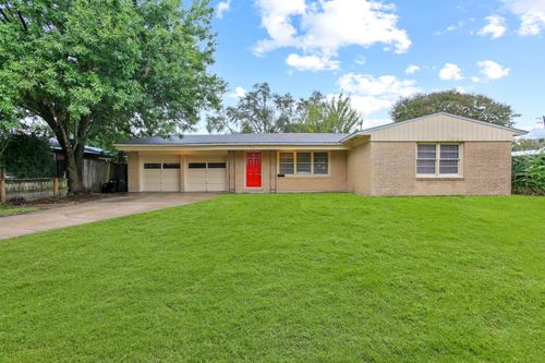 410 22nd Avenue N, Texas City, TX, 77590 | Card Image