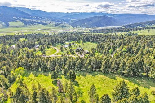 238 Great Gray Holw, Gallatin Gateway, MT, 59730 | Card Image