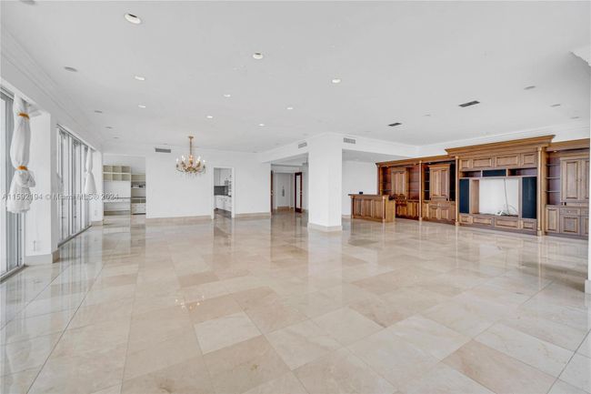 8B - 10101 Collins Ave, Condo with 2 bedrooms, 3 bathrooms and null parking in Bal Harbour FL | Image 13