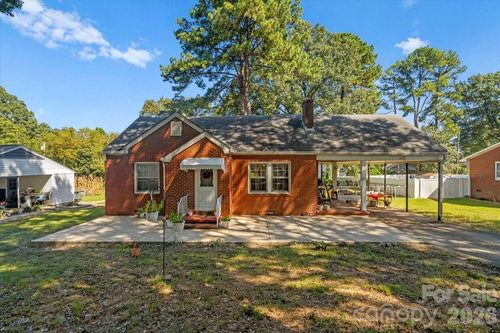 1222 E Park Dr, Gastonia, NC, 28054-4647 | Card Image