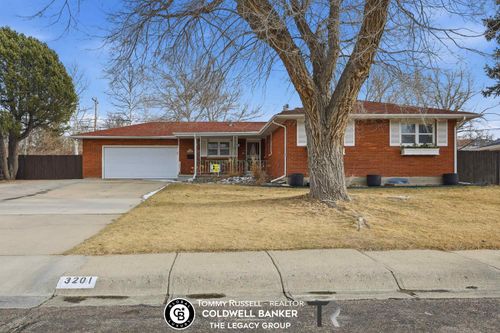 3201 Hawthorne Ave, Casper, WY, 82604-4929 | Card Image