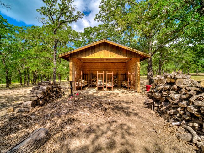 Log firewood storage house | Image 33