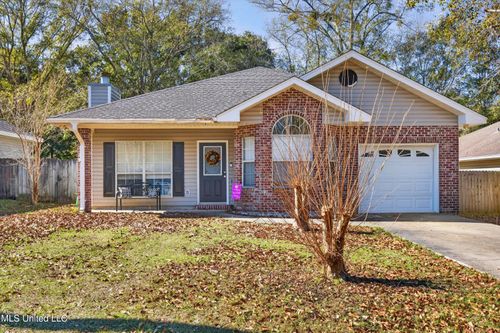 9823 Ala Moana Street, Diamondhead, MS, 39525 | Card Image