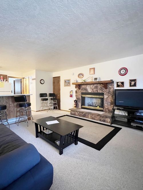 261-25 Jackson Hole Rd, Angel Fire, NM, 87710-8040 | Card Image