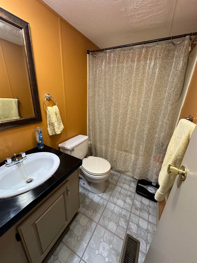 1474 Us Route 5, House other with 2 bedrooms, 2 bathrooms and null parking in Putney VT | Image 20