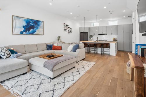 103-236 Melba St, Dallas, TX, 75208-4434 | Card Image